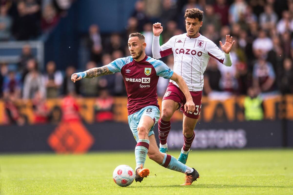 看老乡？西班牙和皇马传奇射手劳尔现场观看维拉vs阿森纳（劳尔现身维拉vs阿森纳看台：皇马传奇或为西班牙同胞助威？）