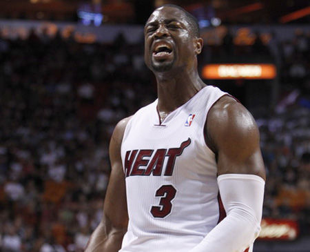 穆帅的本菲卡1米98门将受到英超球队关注，售价在4000万欧元（英超球队盯上穆帅麾下本菲卡1米98门将，标价约4000万欧元）